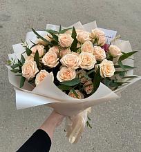 Букет Кремовые розы Латте в Кучерле