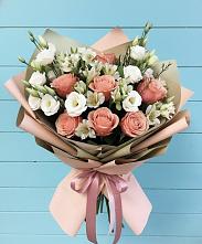 Букет цветов из:  Розы, Альстромерии и Лизиантусы в Кучерле