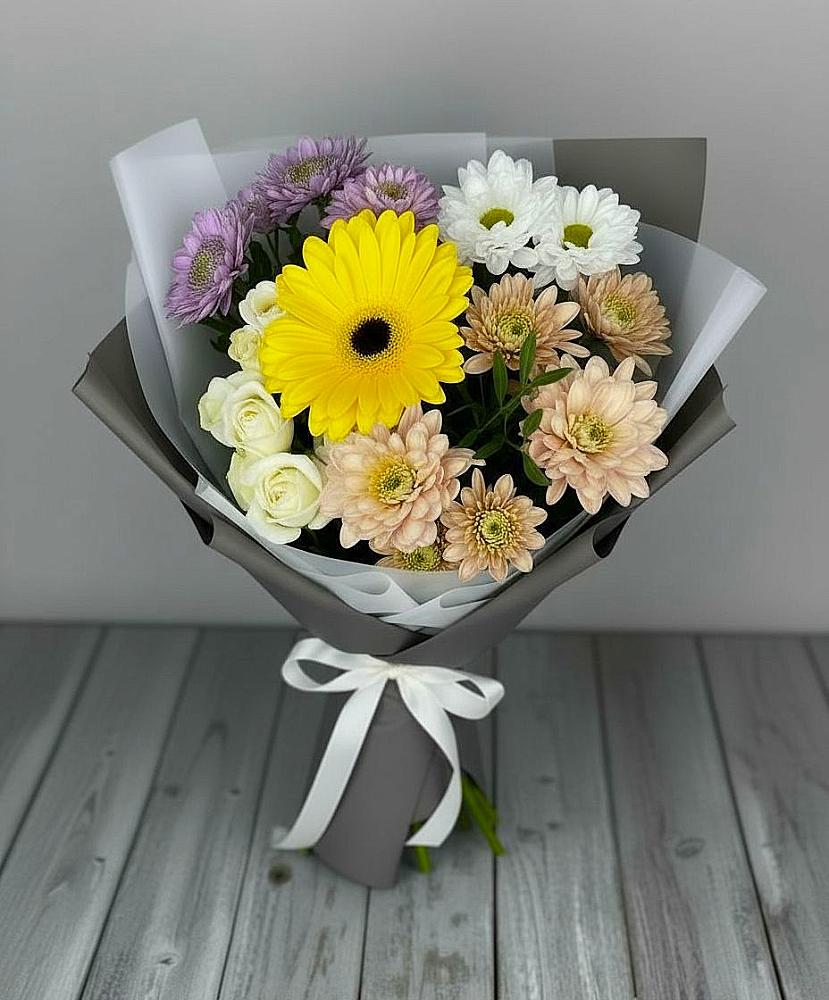 Букет цветов из: Розы, Герберы и Хризантемы в Кучерле