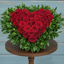 Цветочная композиция из Розы в виде сердца в Кучерле