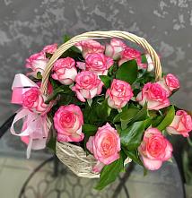 Цветочная композиция из Розы в корзине в Кучерле