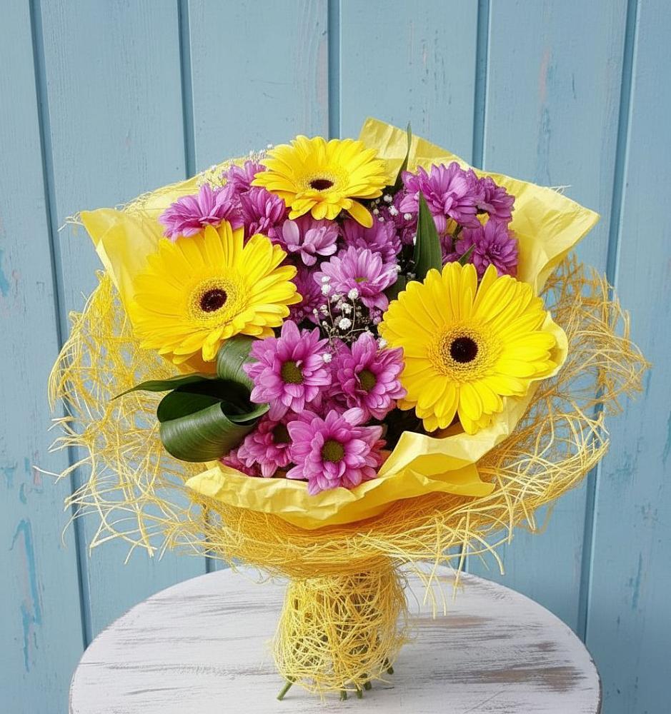 Букет цветов из: Хризантемы и Герберы в Кучерле