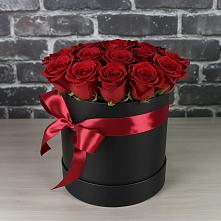 Цветочная композиция из Розы в шляпной коробке в Кучерле