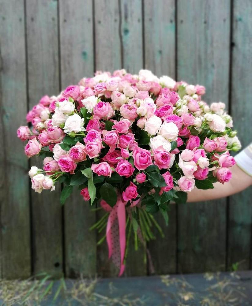 Букет Розовые кустовые розы Натали и Лав Лидия в Кучерле