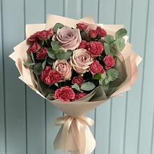 Букет цветов из:  Гвоздики и Розы в Кучерле