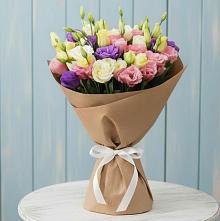 Букет цветов из:  Лизиантусы в Кучерле