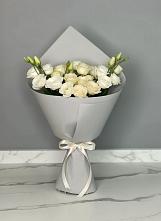 Букет цветов из:  Розы и Лизиантусы #REPLACE_PRED# Кучерле